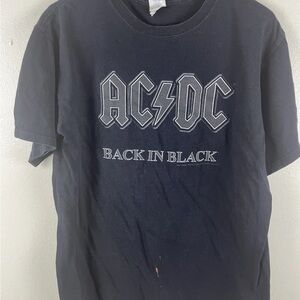 Y2K 2009 AC/DC Back in Black Medium Rock Band T-Shirt AC DC Anvil Tag